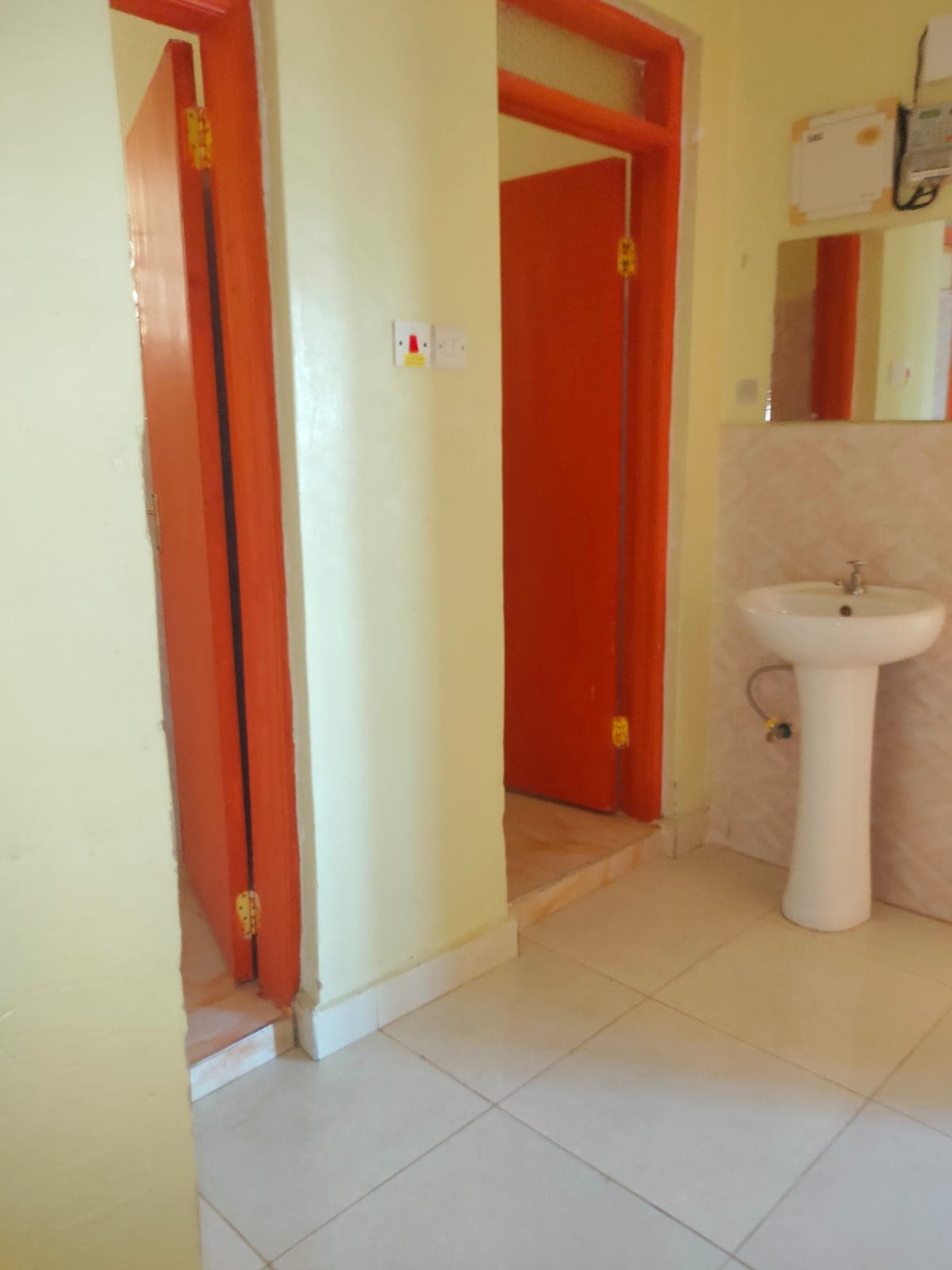 Three bedroom in UTAWALA
