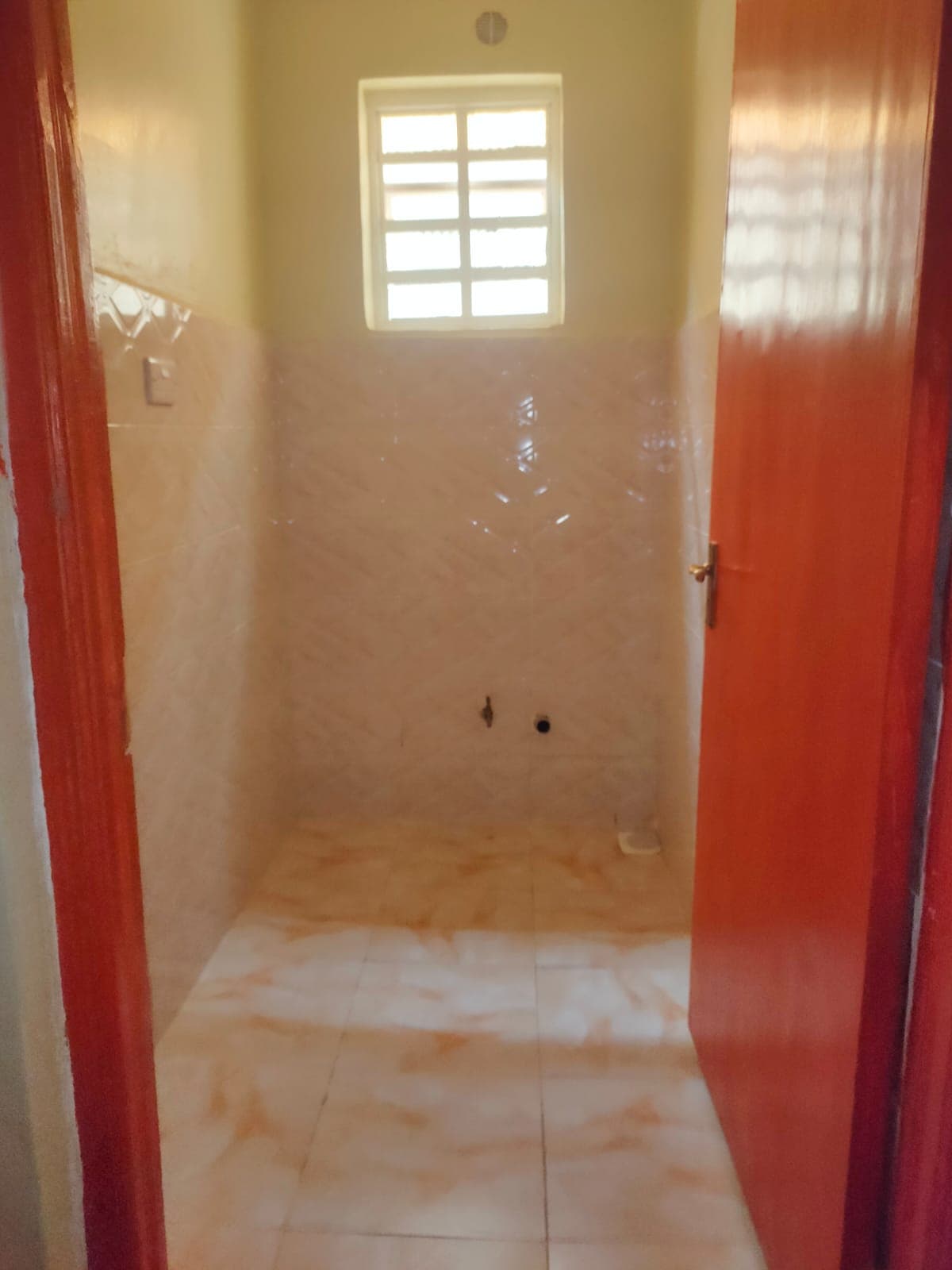 Three bedroom in UTAWALA