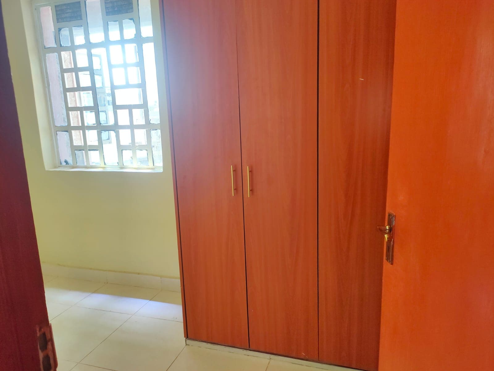 Three bedroom in UTAWALA