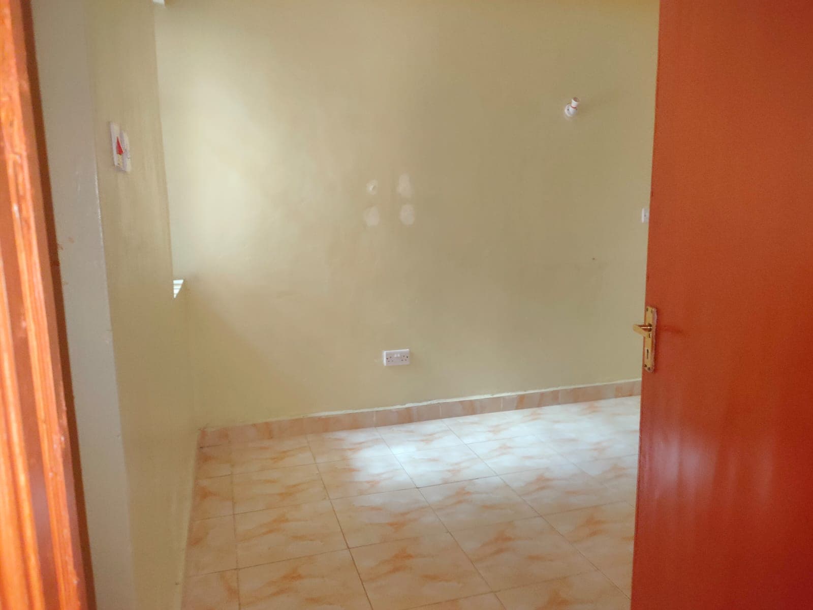 Three bedroom in UTAWALA